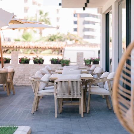 אולסינץ' Hotel Teuta מראה חיצוני תמונה