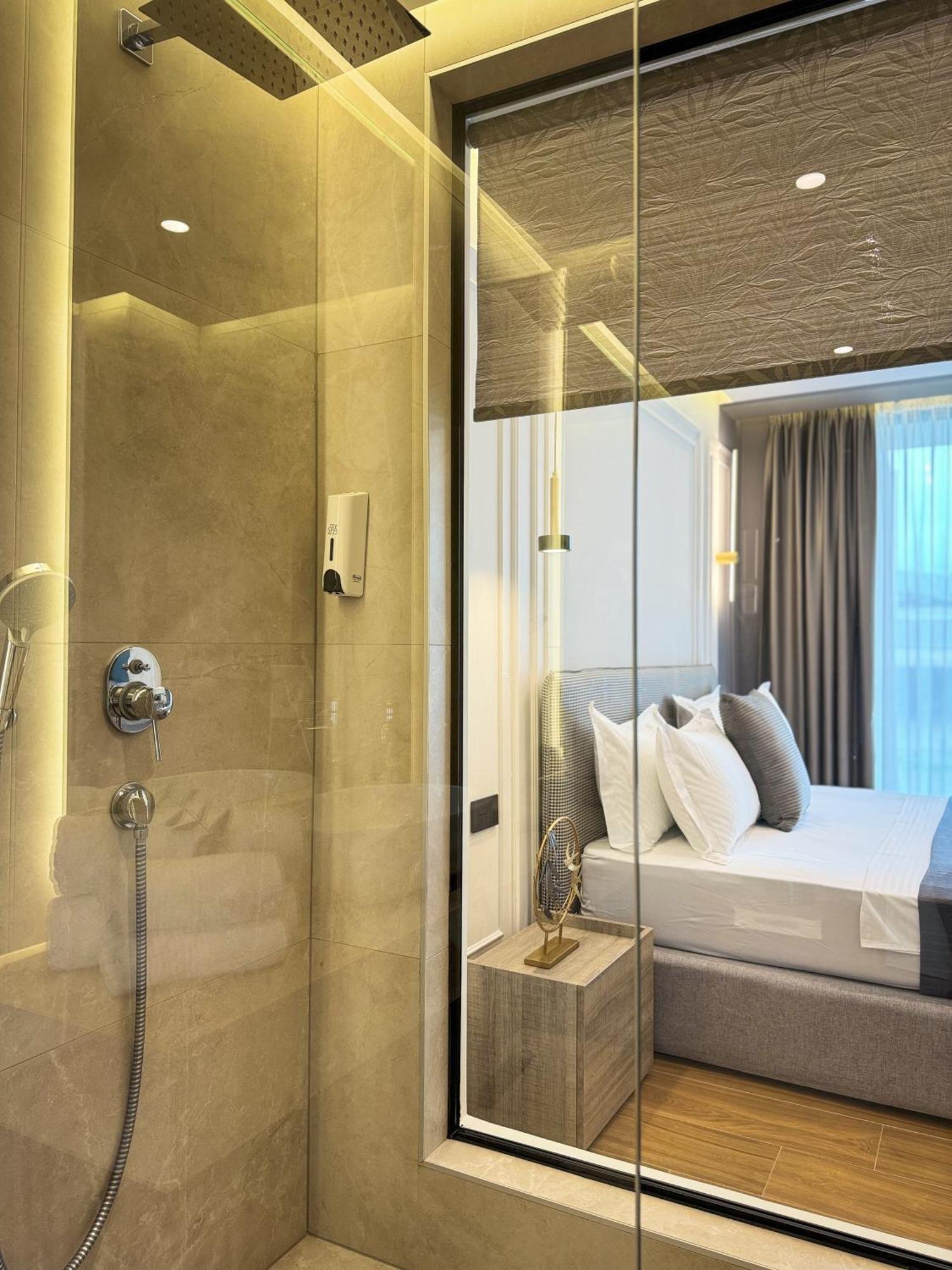 אולסינץ' Hotel Teuta מראה חיצוני תמונה