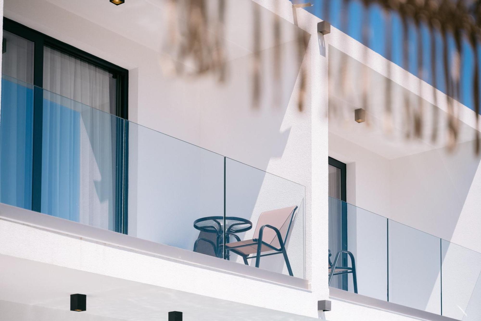 אולסינץ' Hotel Teuta מראה חיצוני תמונה